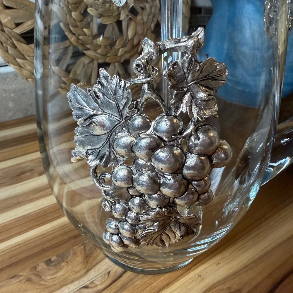 Arthur Court Designs Glass Pitcher Pewter Grape Cluster Embellishment Ice Lip